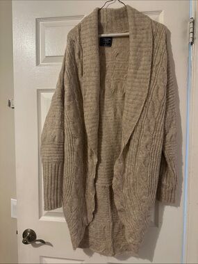 Abercrombie & Fitch Beige Cable Knit Open Cardigan